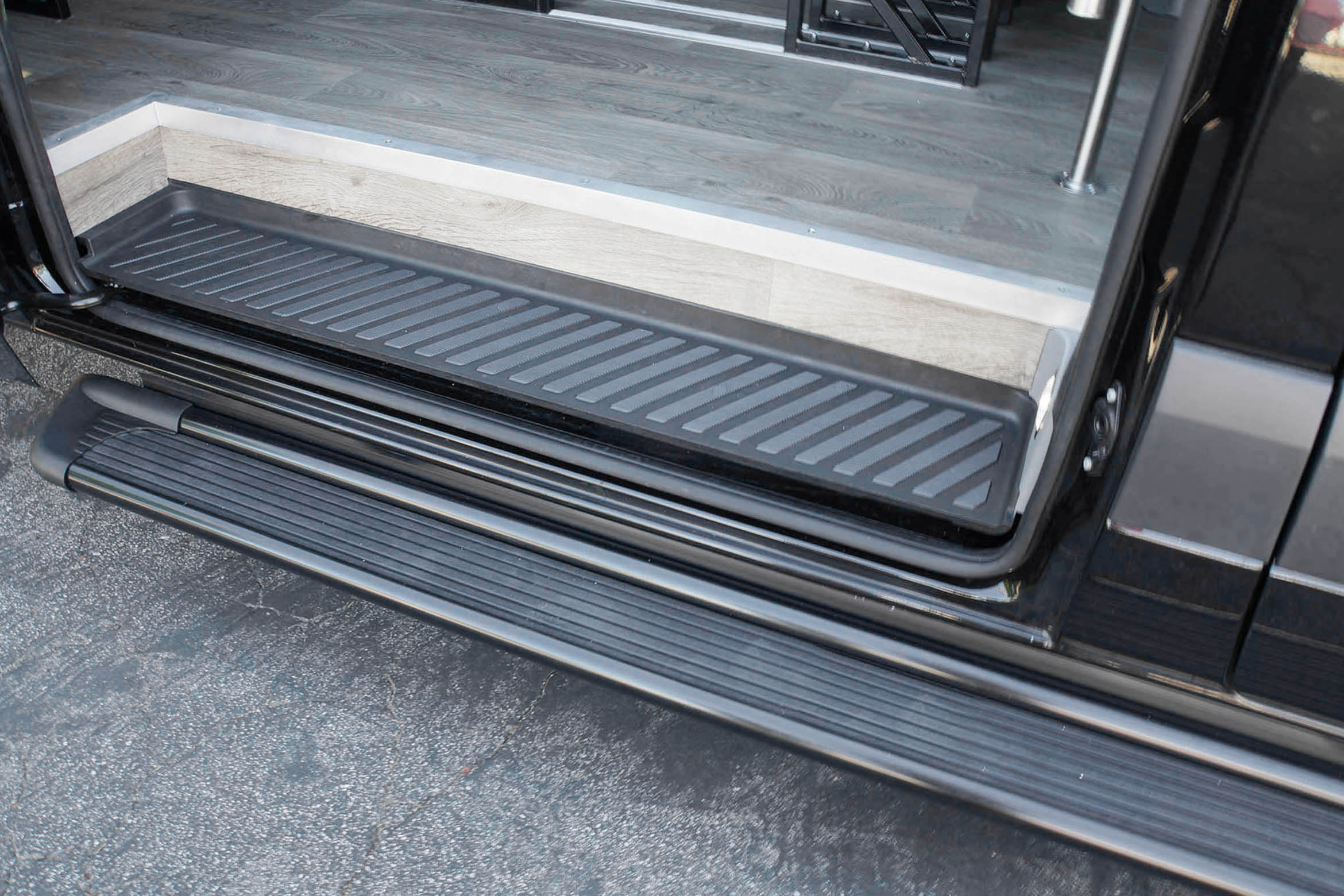 Bespoke Sprinter minibus build 170E13 · S5 photo 2