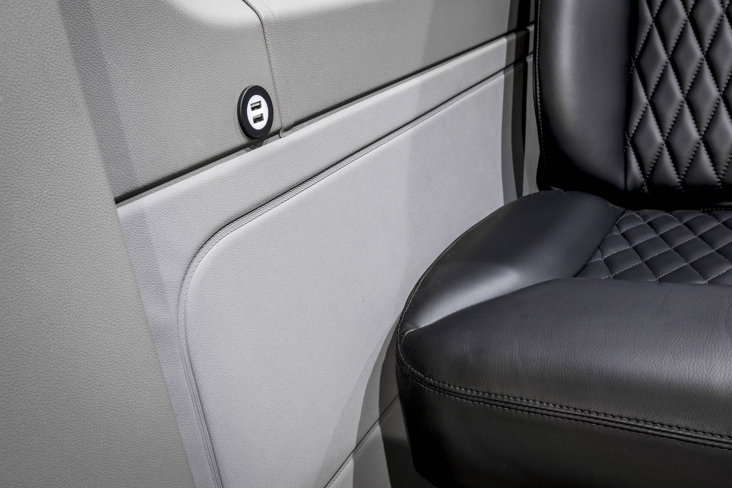 Bespoke Sprinter minibus build 170E13 · S5 photo 10
