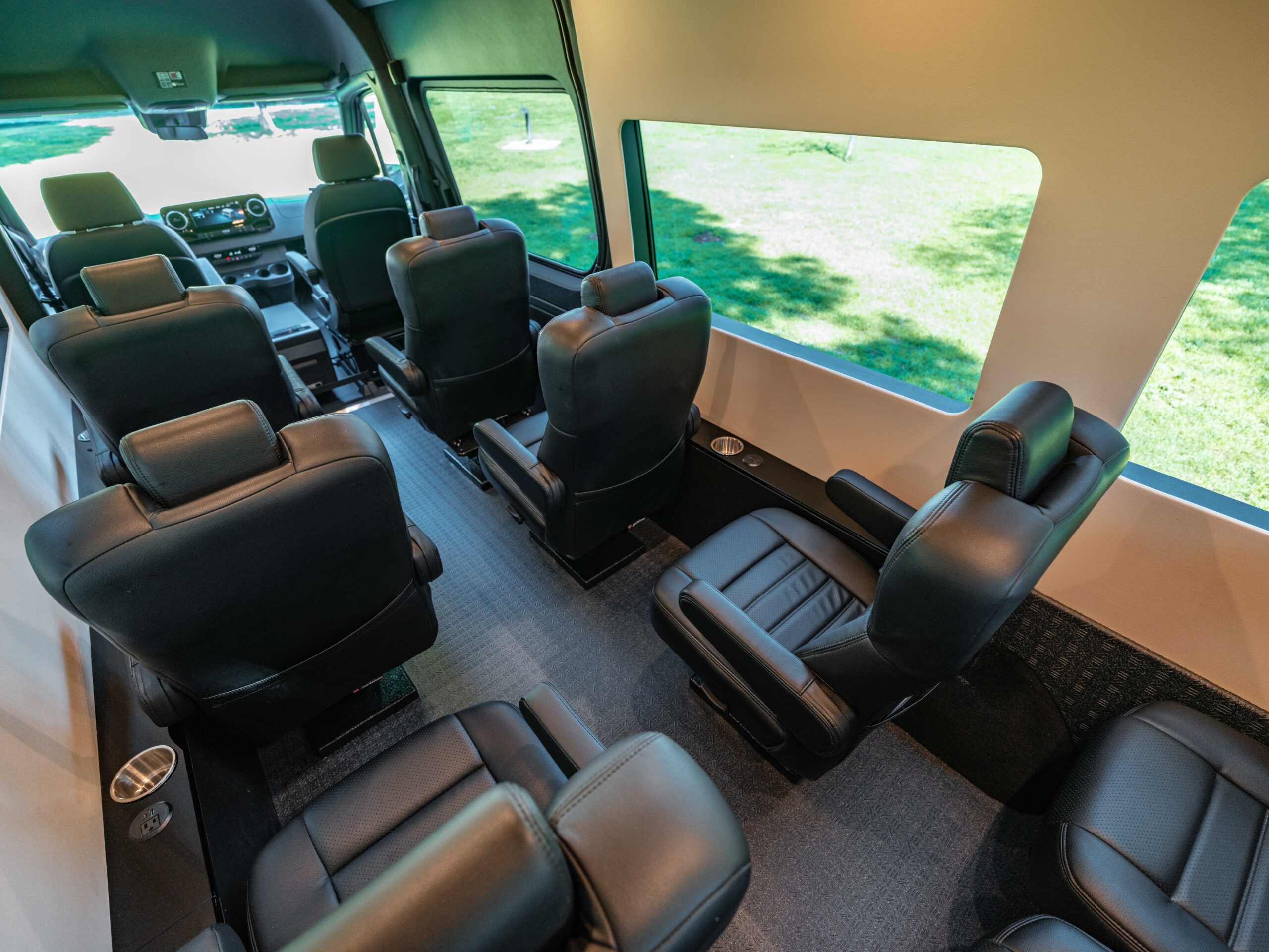 Bespoke Sprinter minibus build 170C9 · S29 photo 17