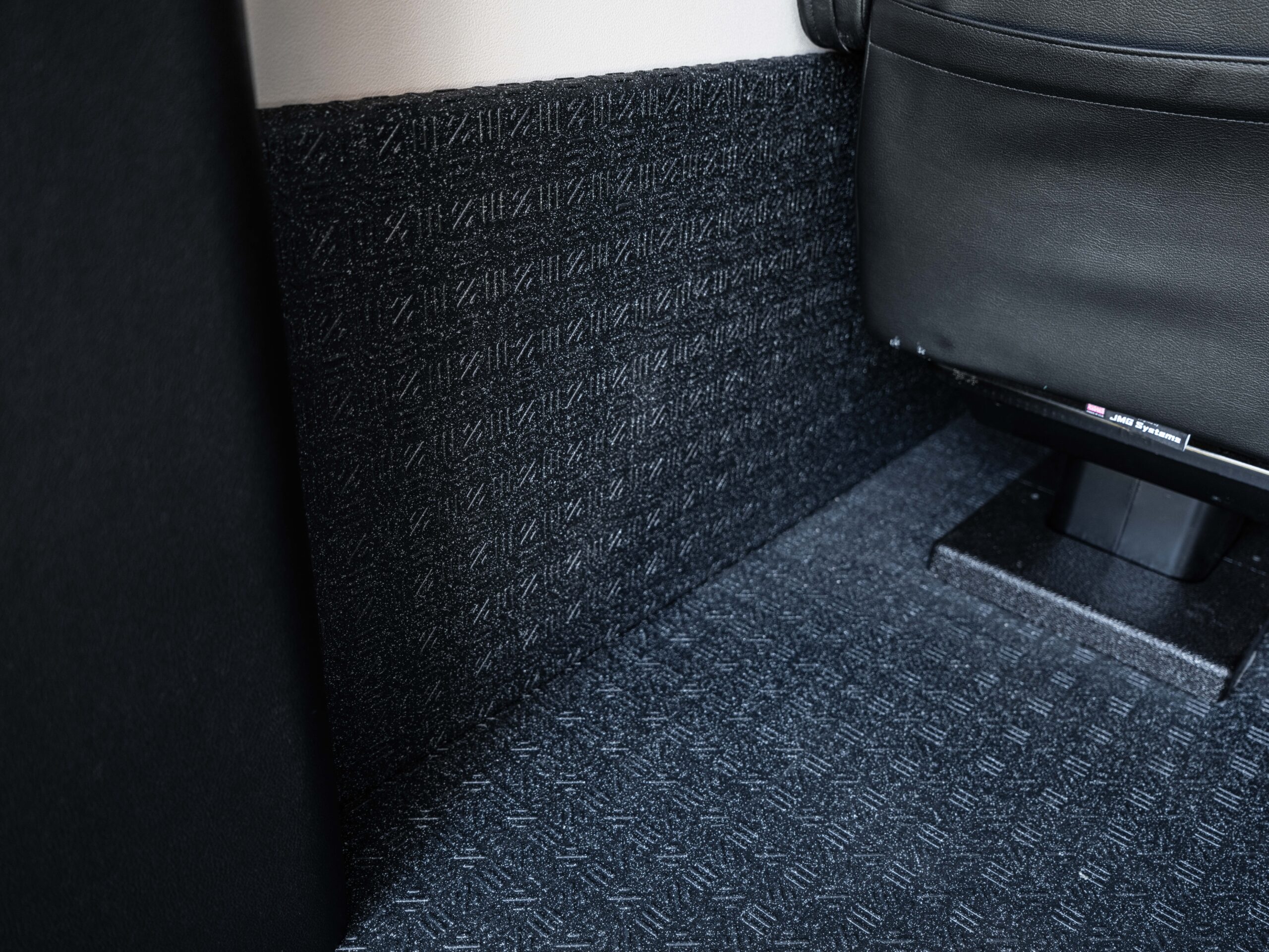 Bespoke Sprinter minibus build 170C9 · S29 photo 33