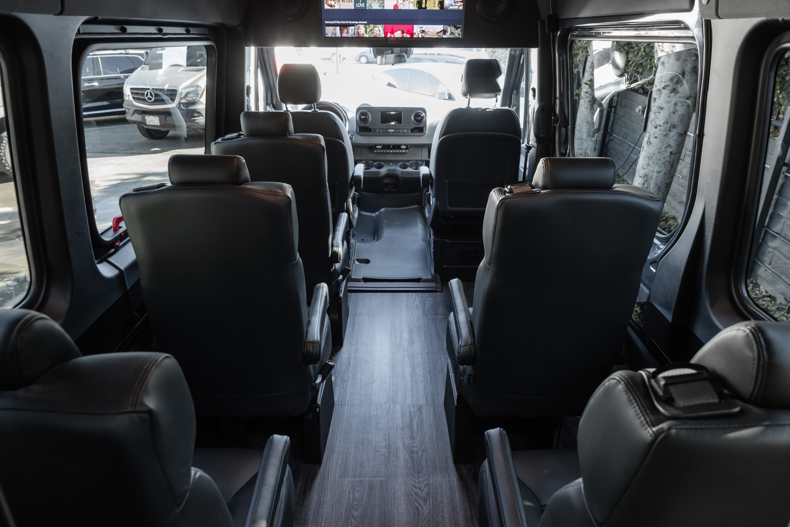 Bespoke Sprinter minibus build S21 photo 18