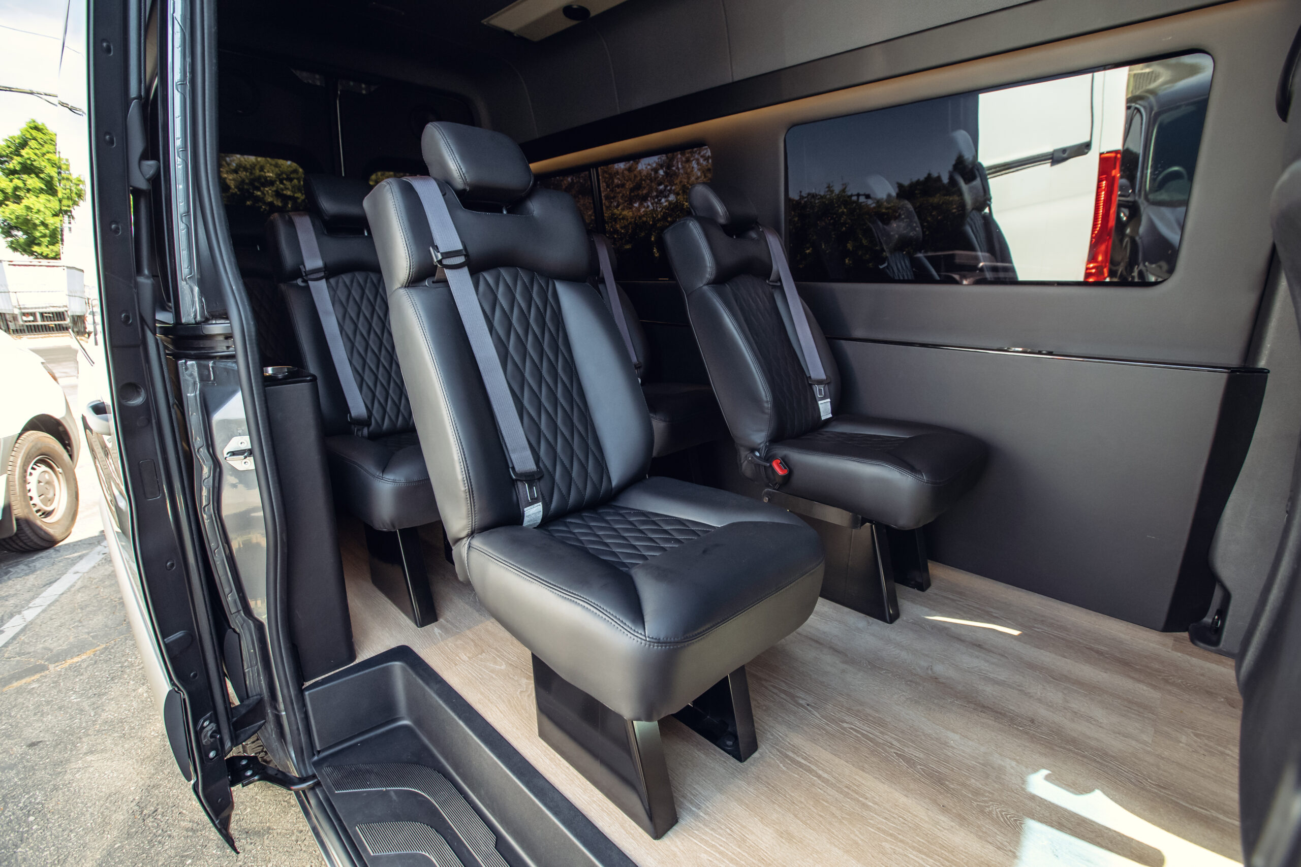 Bespoke Sprinter minibus build S30 photo 8
