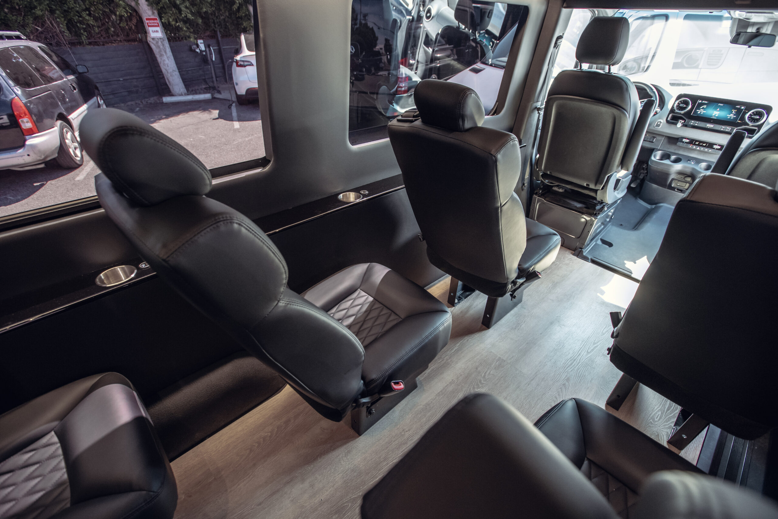 Bespoke Sprinter minibus build S30 photo 14