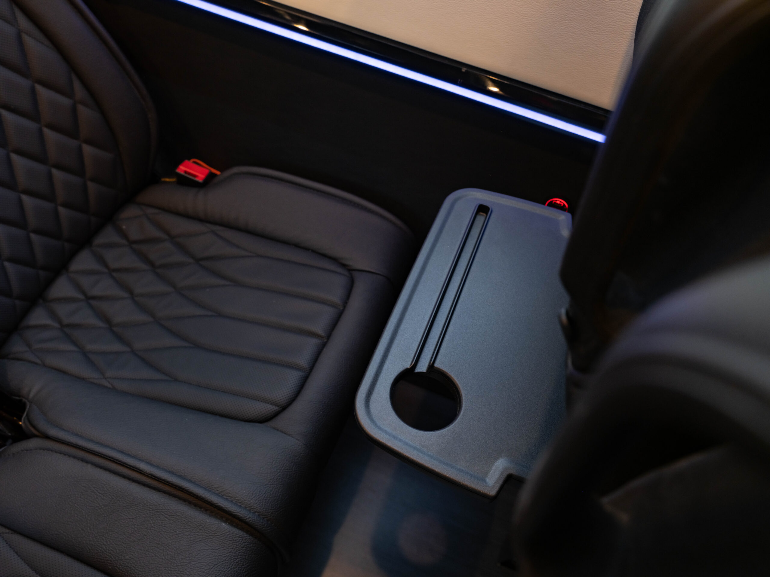 Bespoke Sprinter minibus build S34 photo 9