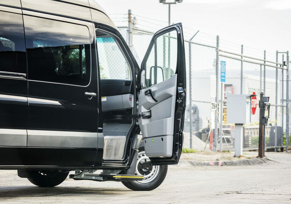 Bespoke Sprinter minibus build 170E15 · S4
